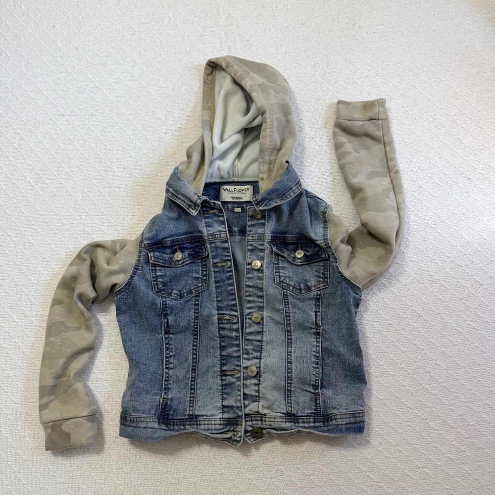 WallFlower Authentic Denim Dreamer Fit Camo Hooded Jacket Kids Size M WFG11569T
